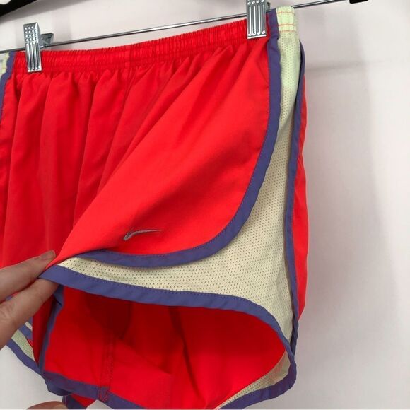 Nike Tempo Running Shorts Neon Orange Womens Small - Picture 2 of 6